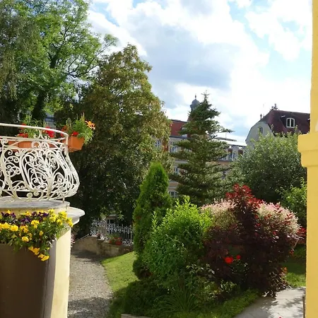 公寓 索乃恩斯特拉尔酒店