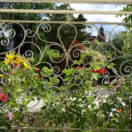 公寓 索乃恩斯特拉尔酒店