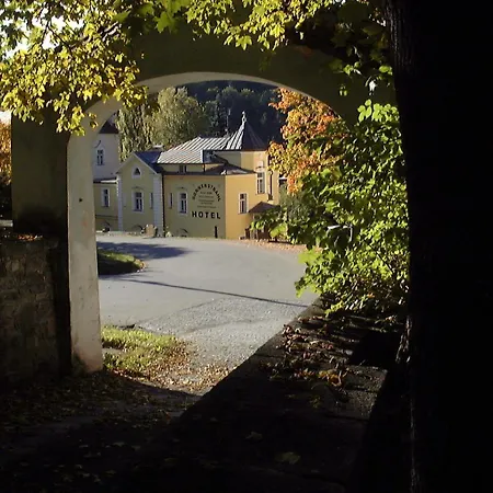 アパート Sonnenstrahl マリアーンスケー・ラーズニェ