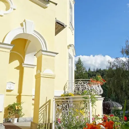 索乃恩斯特拉尔酒店 公寓